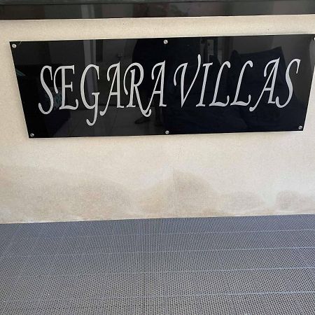 Segara Villas Кута Экстерьер фото